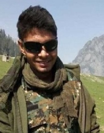 Paratrooper Chhatrapal Singh SM